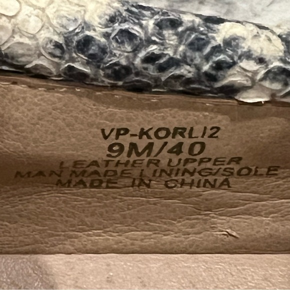 Vince Camuto 9 Leather Snake Print Slip On Platform Sneakers - Picture 8 of 8